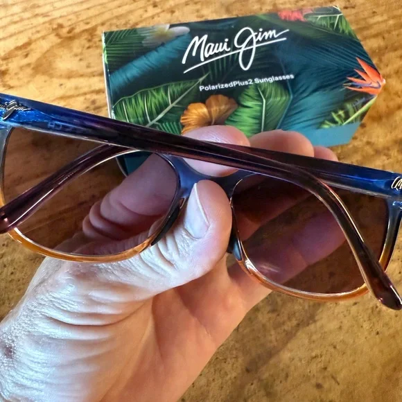 Maui Jim Honi Blue and Brown Sunglasses - Picture 2 of 5